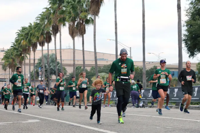 tampa ymca thanksgiving race fundraiser